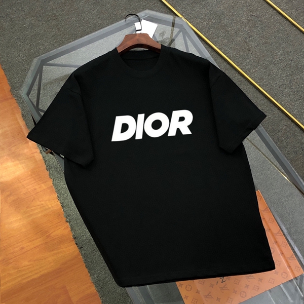 ブランドTシャツ正面デザイン